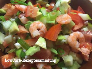 Frühlingssalat mit Garnelen